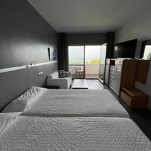 Habitación con 2 Camas Individuales